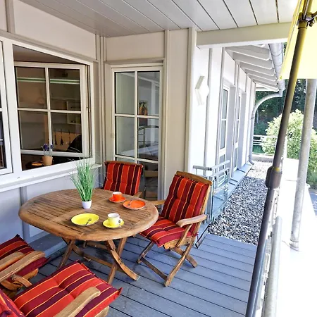 Grosszuegiges Helles Penthouse -Komplette Etage- Mit Balkon Und Stellplatz In Ruhiger Lage Kulmbach Exterior foto