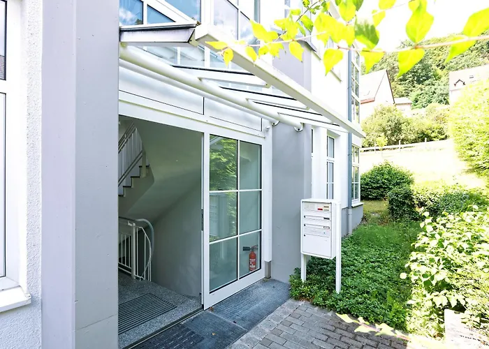 Grosszuegiges Helles Penthouse -Komplette Etage- Mit Balkon Und Stellplatz In Ruhiger Lage