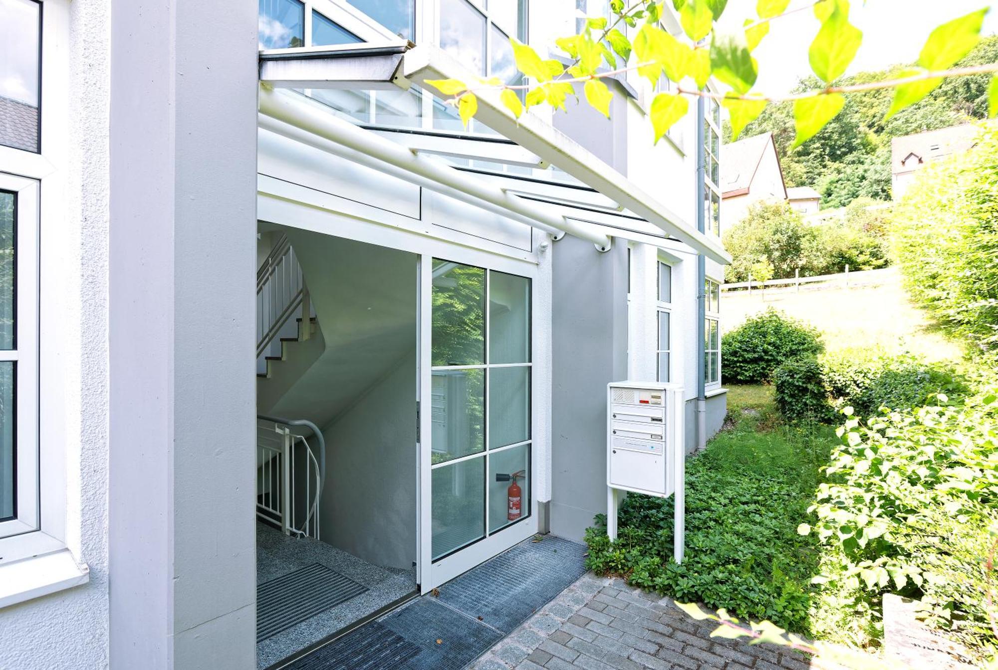 Grosszuegiges Helles Penthouse -komplette Etage- Mit Balkon Und Stellplatz In Ruhiger Lage * Kulmbach